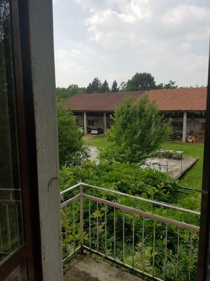 Le Case Nel Bosco Vanzago Экстерьер фото